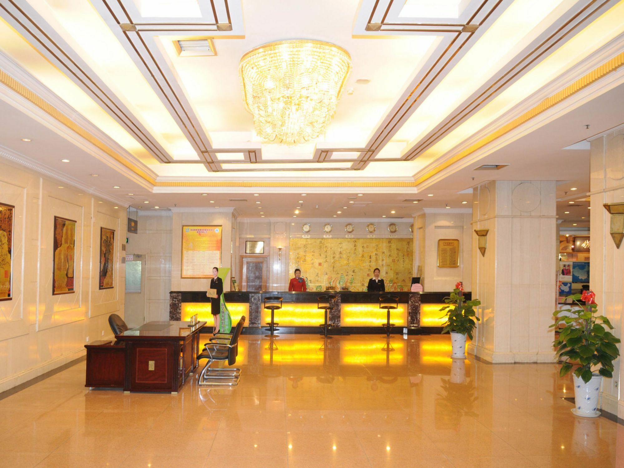 Luoyang Aviation Hotel Exterior photo